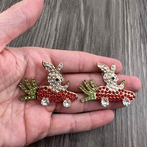 Crystal Bunny Carrot earrings